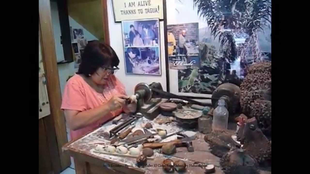 2012 Ecuador   Banos, Tagua, Taller en Tagua 'El Cade', Save Elefant, by HabariSalam