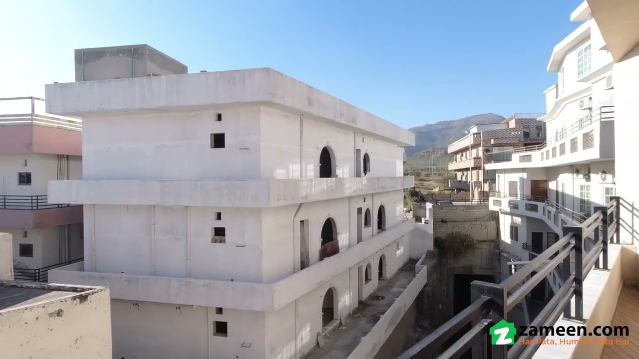 13 MARLA HOUSE FOR SALE IN E-11 ISLAMABAD