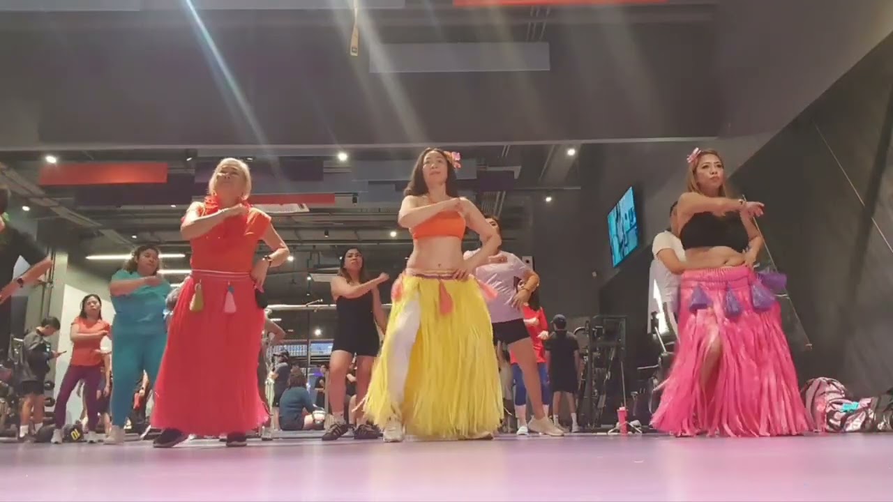 Polynesian class with coach Lito.