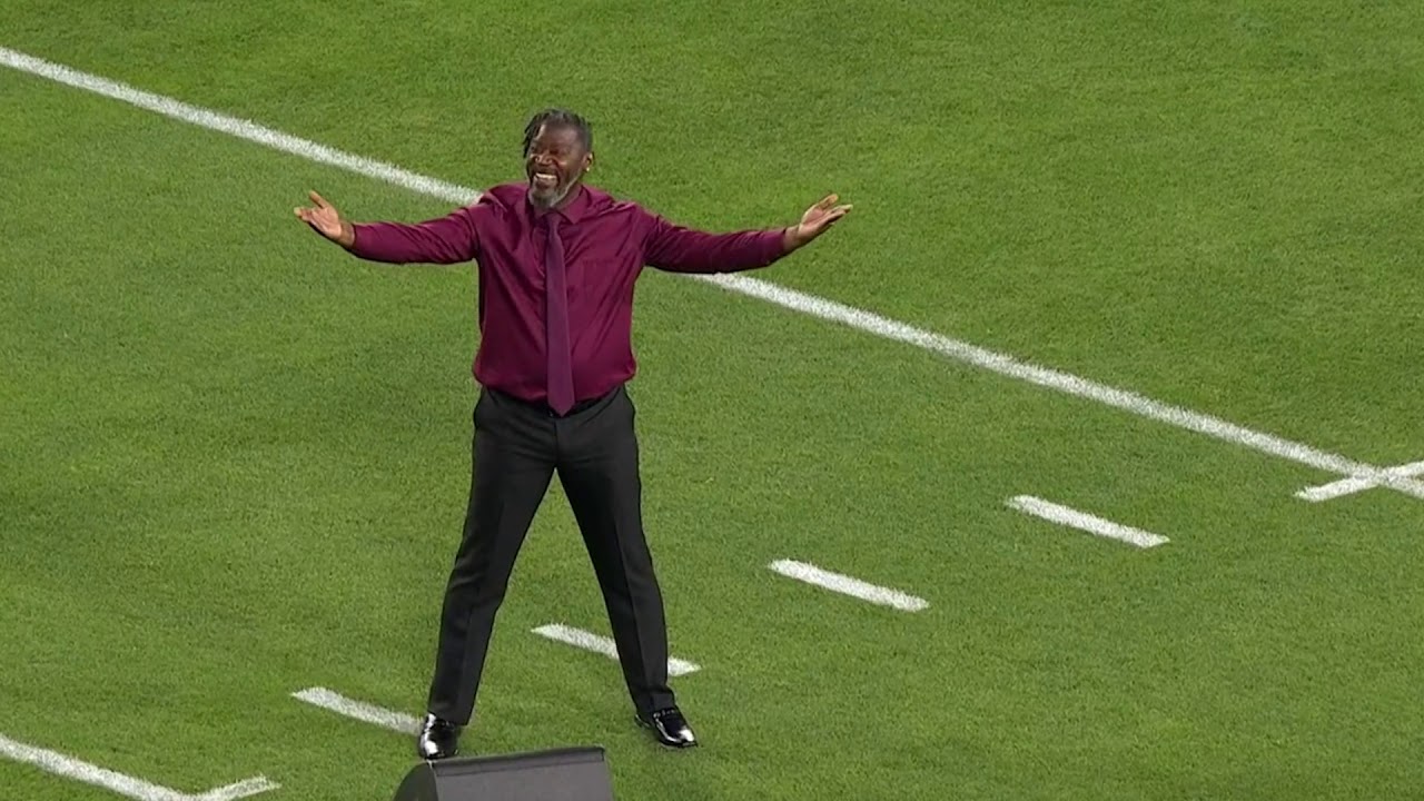 'America The Beautiful' in ASL at Super Bowl LV
