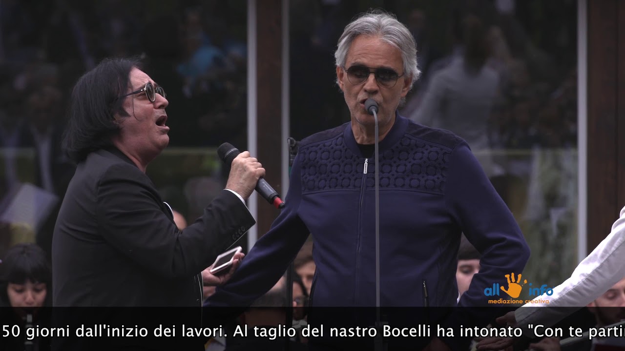 Bocelli e Renato Zero duetto da brividi per la Scuola di Sarnano