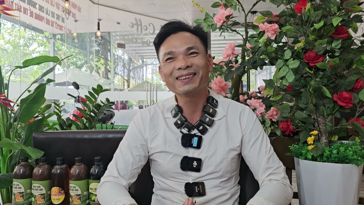 THANH NIÊN TRẺ Yêu Quý Bà 48 Tỷ Cái Kết Ôm Quần Bỏ Chạy