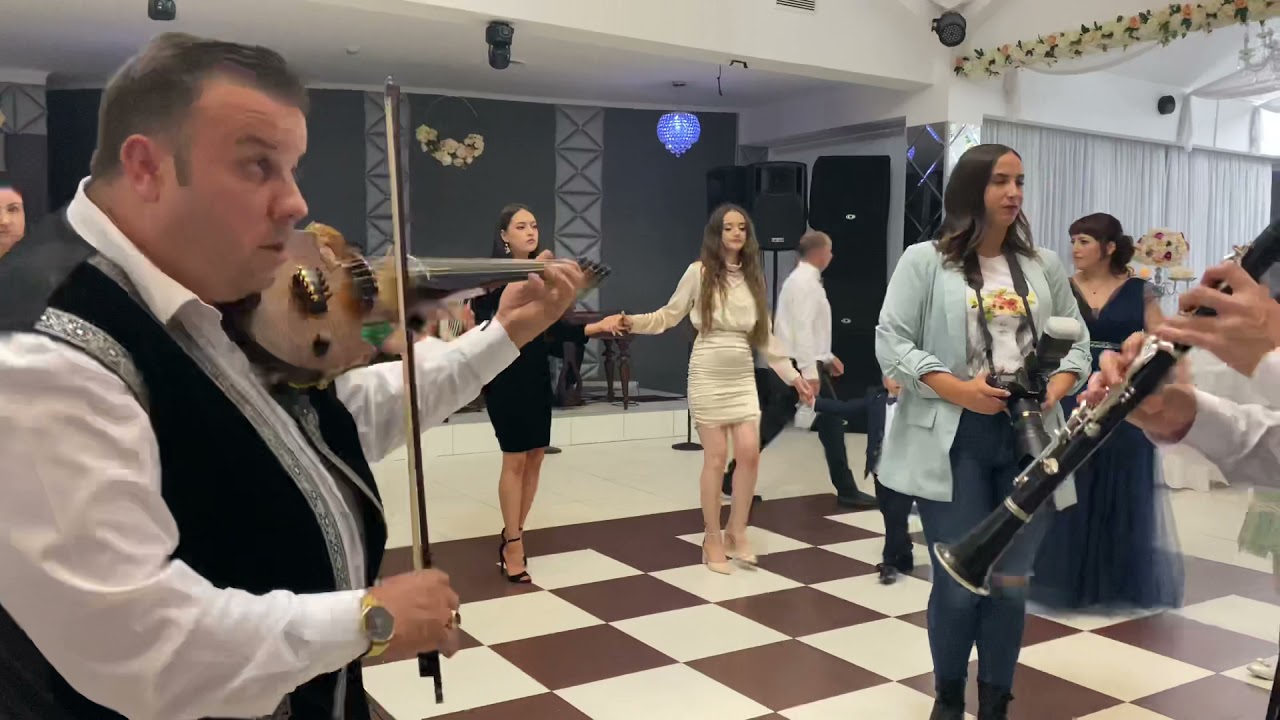 Formație nunta Andrei Racu Band- Suita Instrumentală “ Pe la noi pe Teleorman !” Partea II