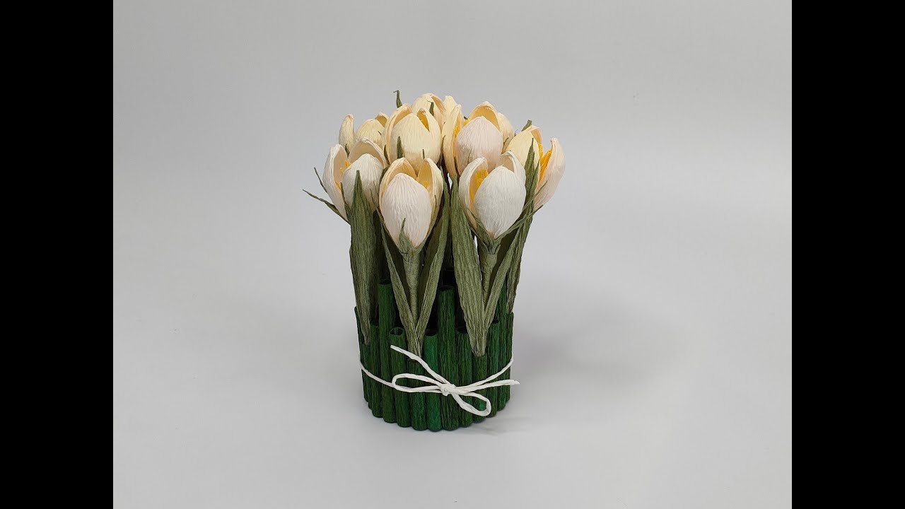 Krok po kroku: Jak zrobić piękne krokusy z krepiny i oryginalną podstawkę z plastikowych rurek DIY