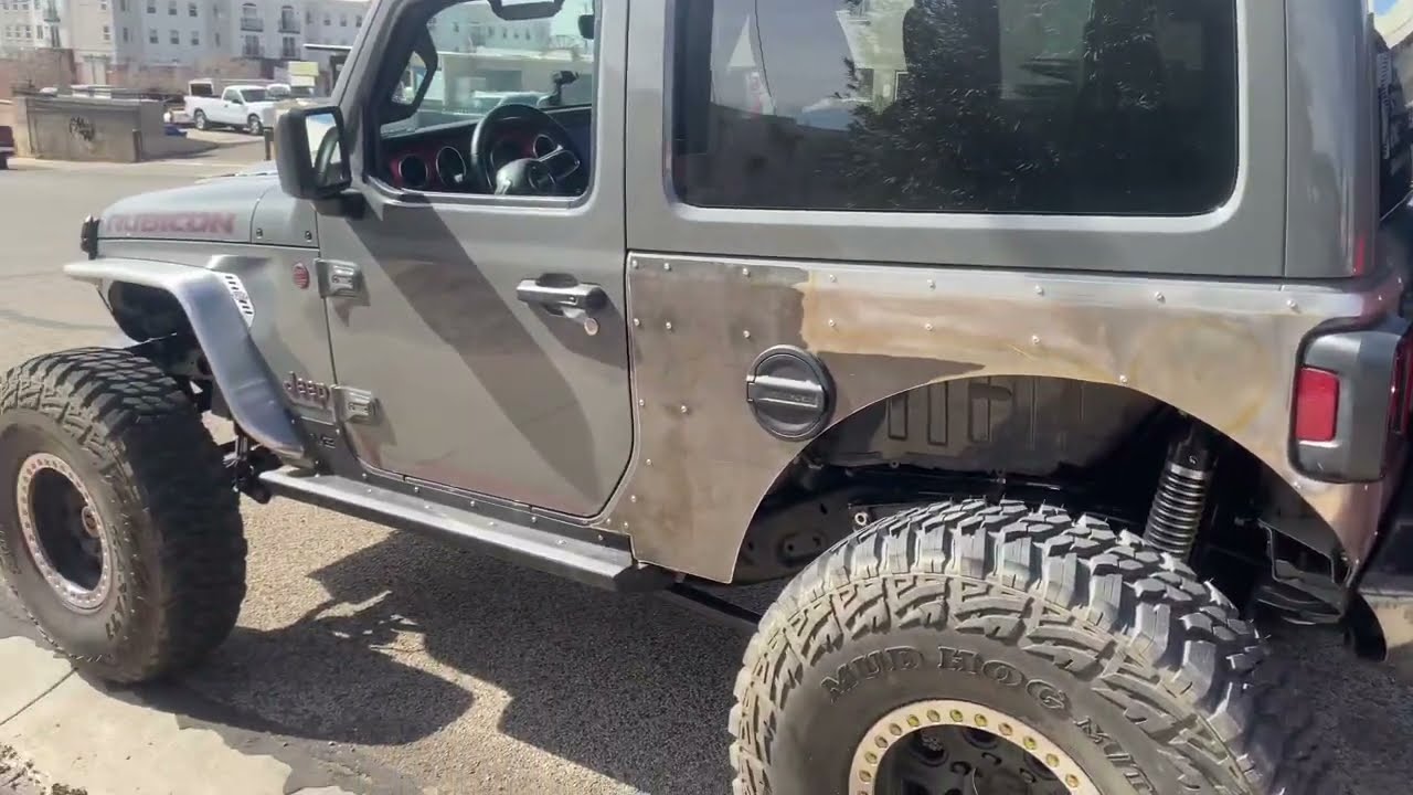 Stretched 2 door 2.0 turbo Jeep JL 👀