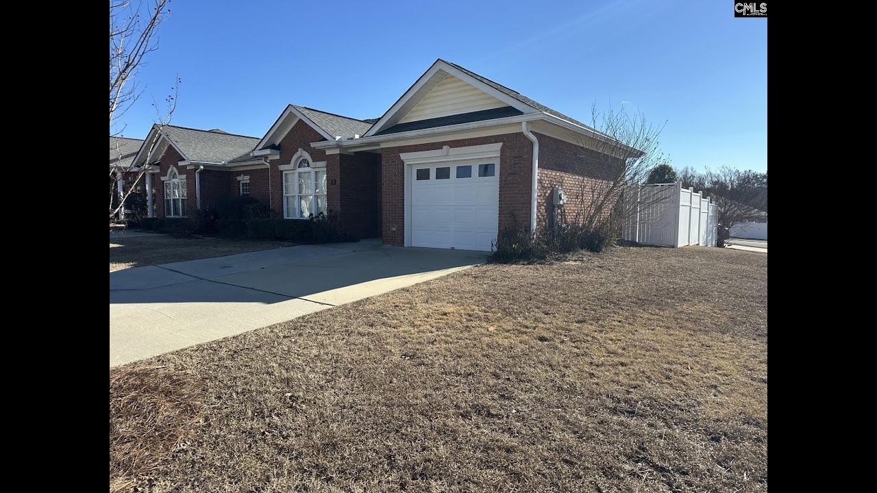 NEW LISTING: 33 Tall Palmetto Lane Lexington SC 29072
