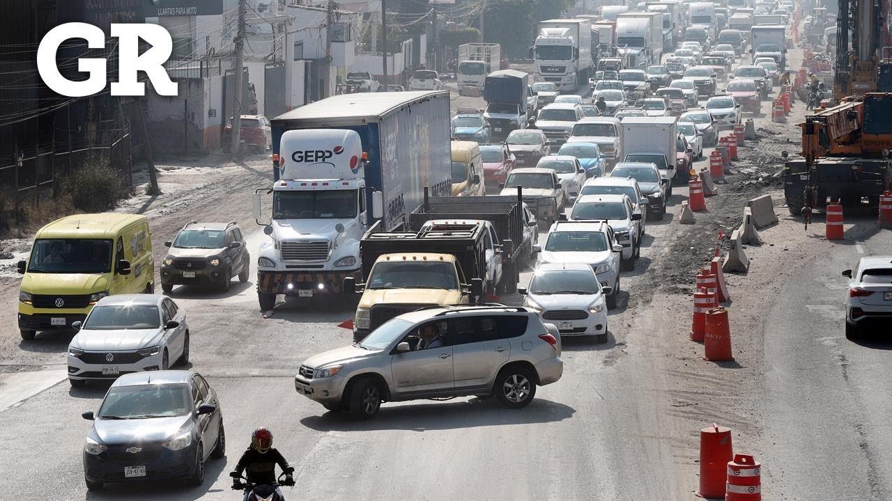 Caos y embotellamientos en Carretera a Chapala