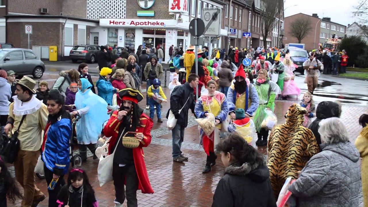 Rosenmontagszug 2016 in Übach-Palenberg Teil -1-