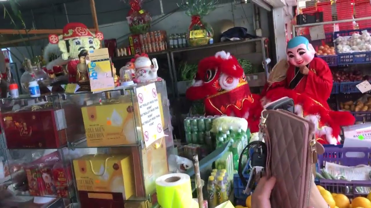 Lân Trong Shops, Inala