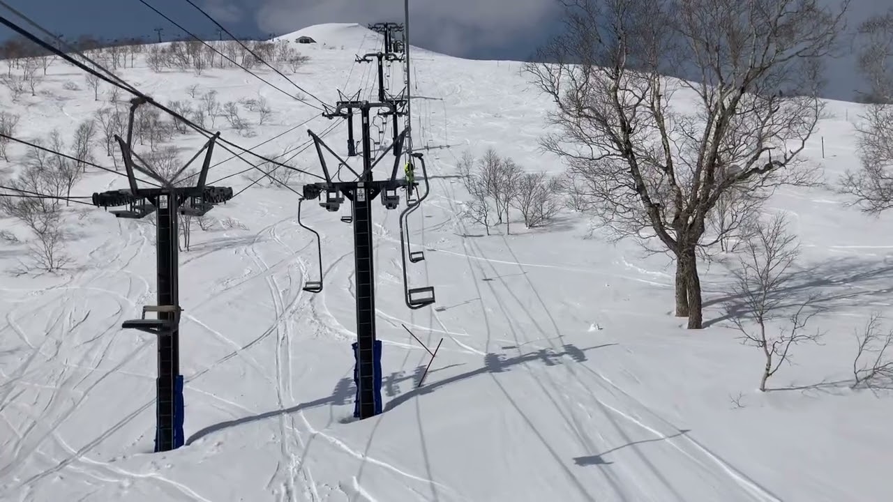 ワンダーランドチェア　ニセコビレッジスキー場晴天　途中まで　Niseko village ski resort Wonderland chair lift