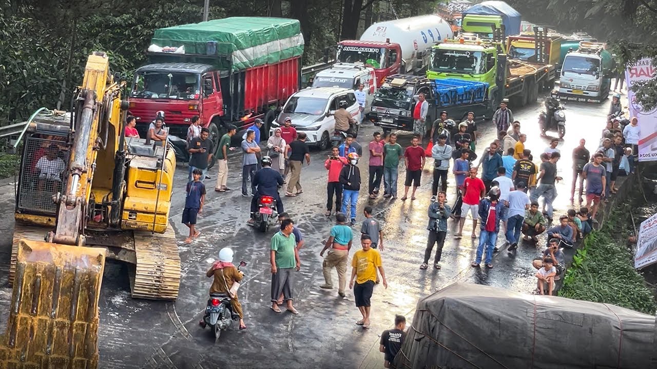 KABAR BURUK HARI INI !!! SITINJAU LAUIK LUMPUH TOTAL, Hal Paling Ditakuti Semua Sopir Terjadi Lagi