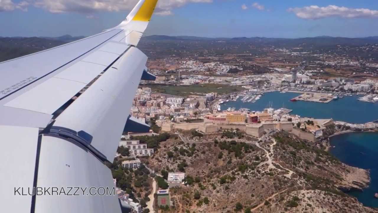 Barcelona - Ibiza Flight ✈ Airbus A320 BCN-IBZ ✈ Plane Landing Ibiza Spain ✈ Vueling Airlines