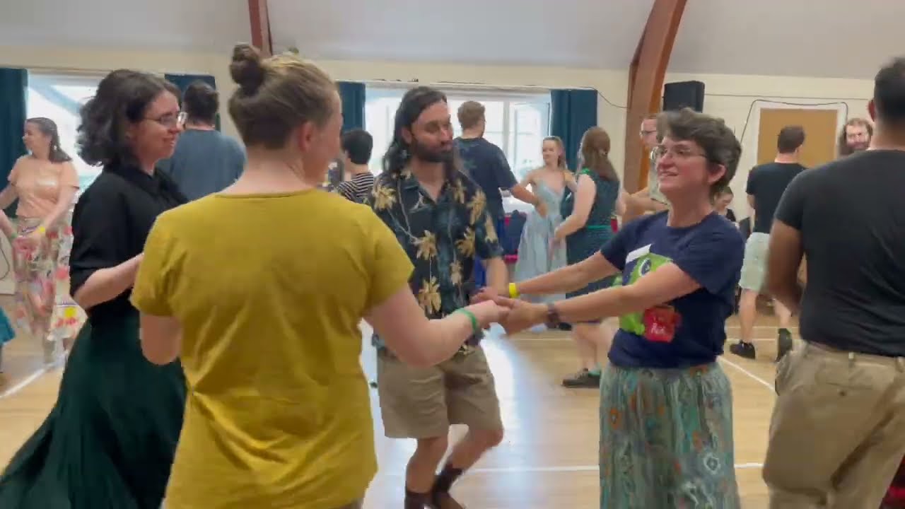 Stegastomp 2025 - Louise Siddons calls Kyriarky with Contrasaurus