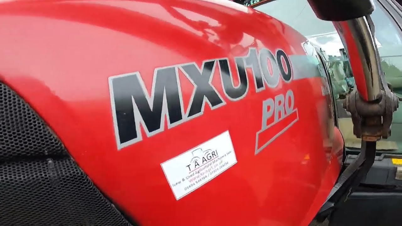 Case IH MXU100 & Loader