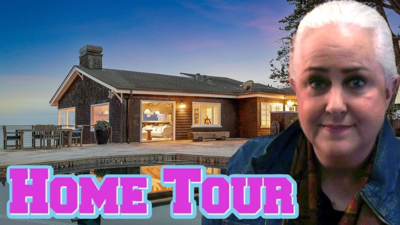 Inside Grace Slick's Former $12.995 Million Bolinas Home