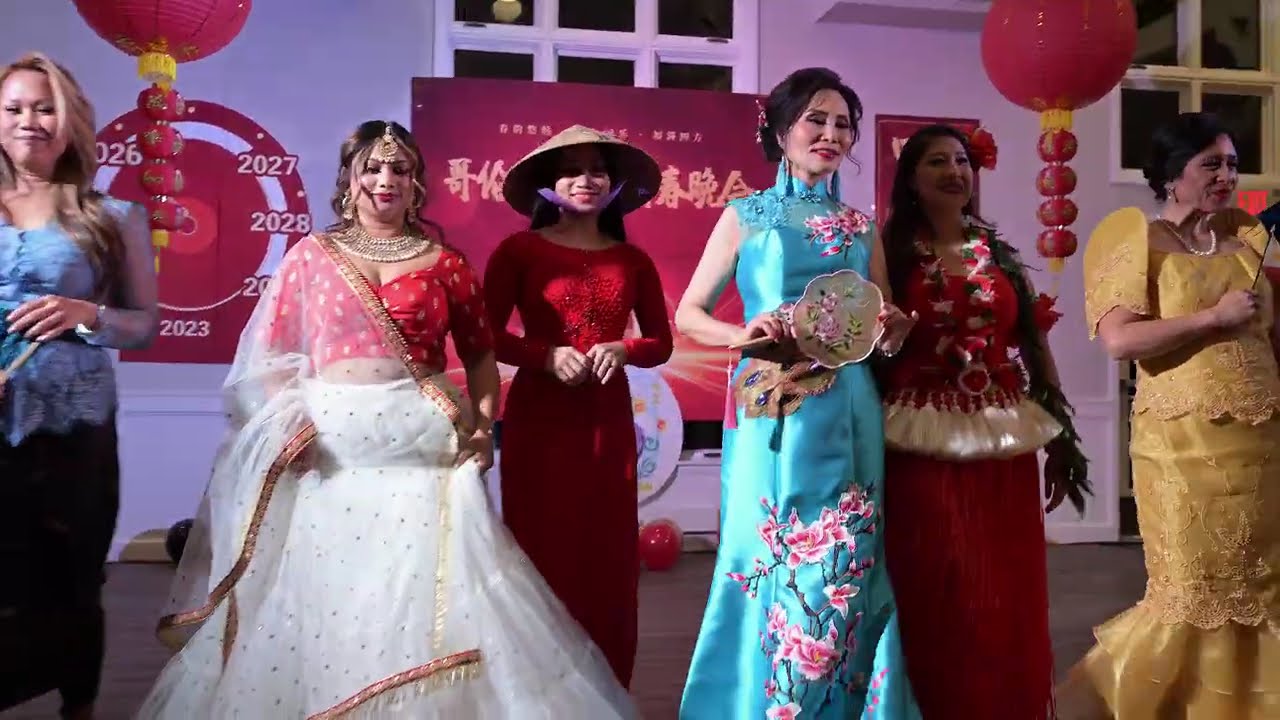 04 Fashion Show