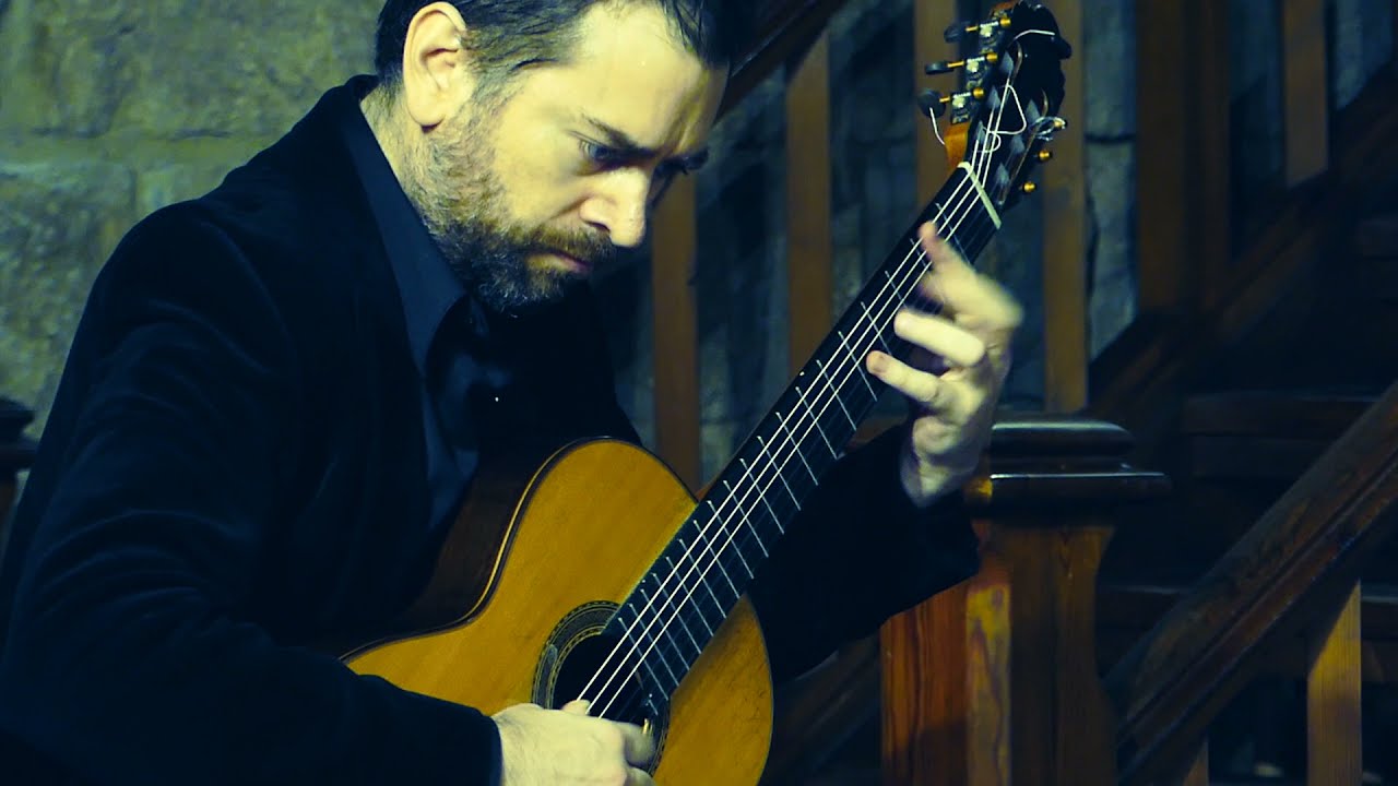Excerpt 3th mov. / Sonata Nº1 para guitarra by Javier Contreras.
