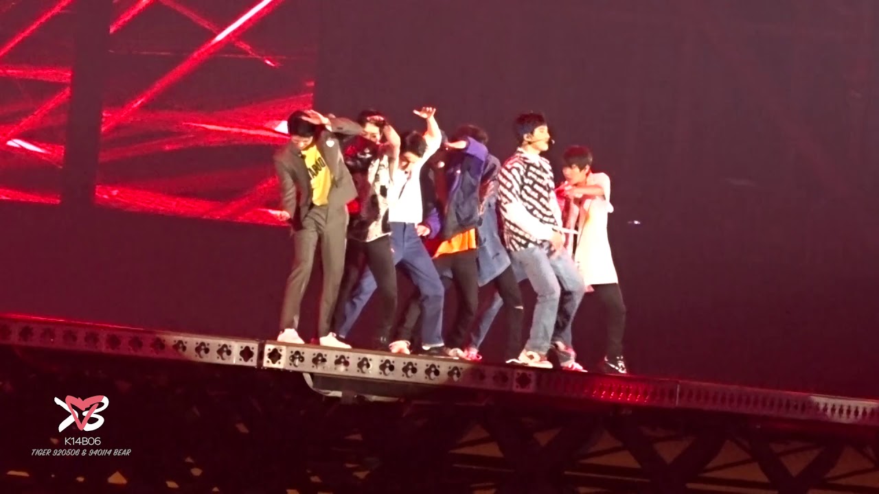 180714 EXO 엑소 - Electric Kiss - EXO PLANET #4 - The ElyXiOn [dot] in Seoul [직캠]
