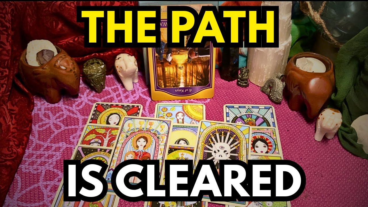 The way is being cleared! Let go of ❤️-ache and unblock energy that brings in messages!