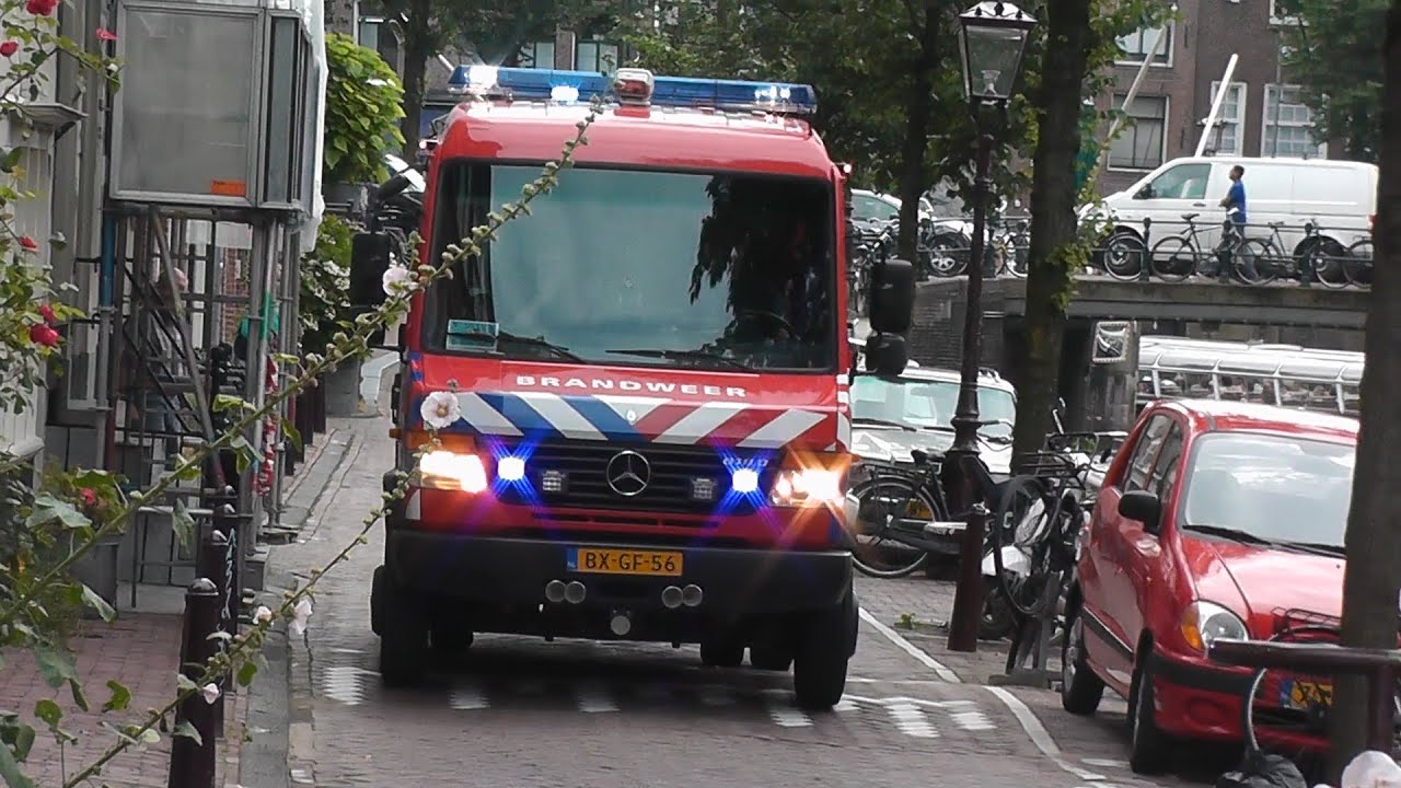 PRIO 1 WO Willem Persoon te water aan de Herengracht/Brouwersgracht Amsterdam