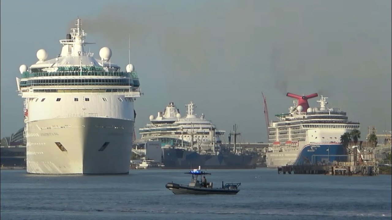 Triple Ship Sail Away from Tampa!