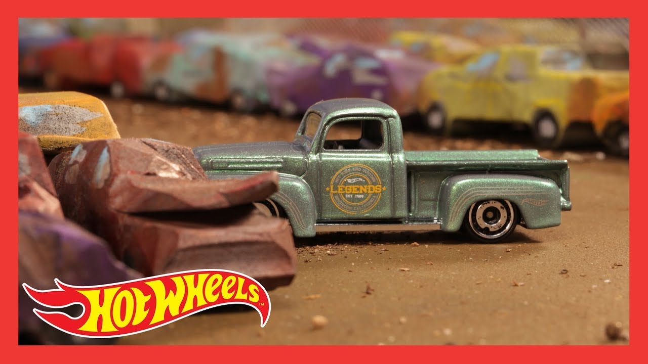 HW ROD SQUAD™ CONSTRUYENDO UN NUEVO VIAJE🚗🚙🚌| @HotWheelsEspañol