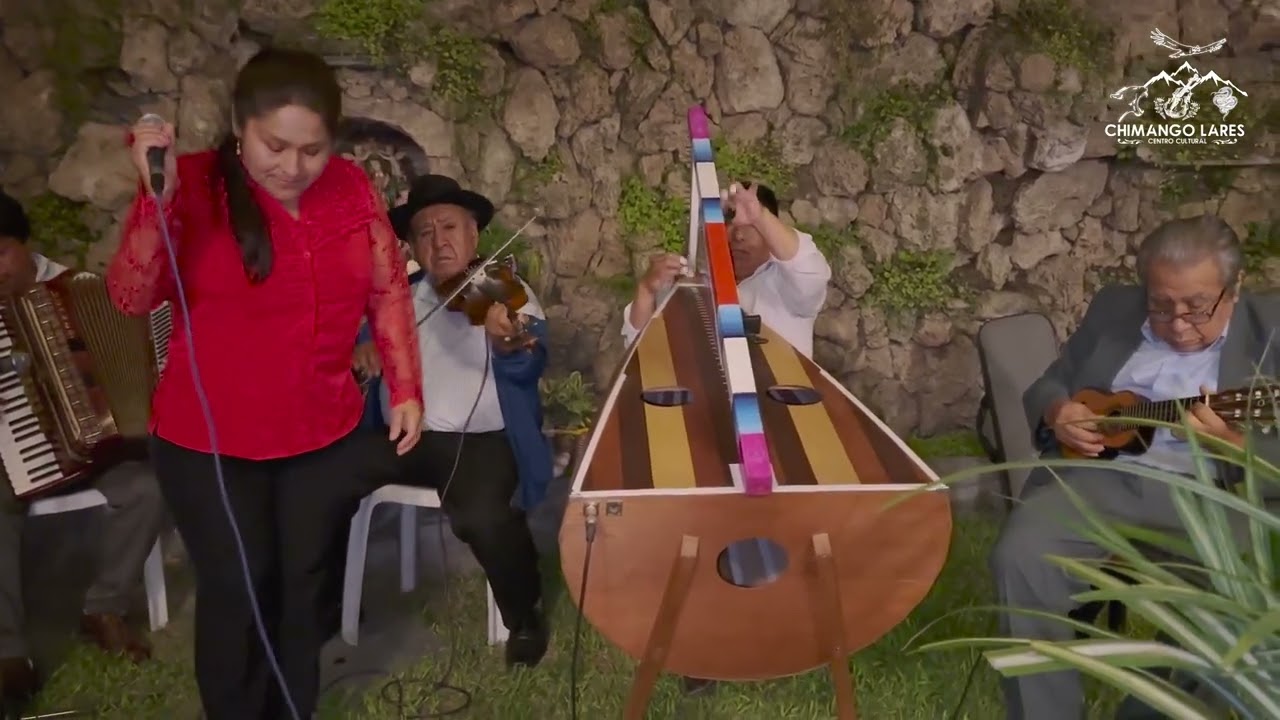 CLAUDIA DE CHIPAO - MIX DE HUAYNOS.