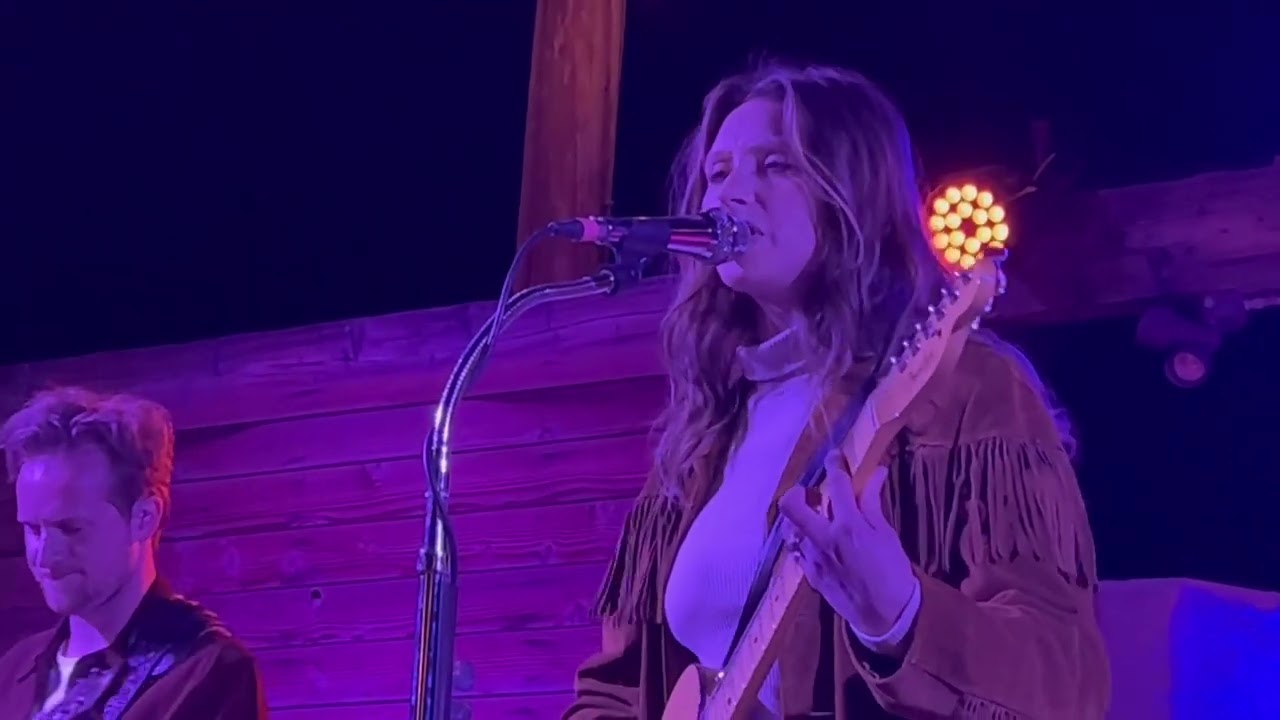 Aly & AJ — With Love From (Live at Pappy + Harriet's 03.17.23)