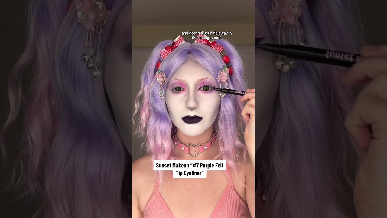 Trying PASTEL GOTH Makeup For The First Time 🙌