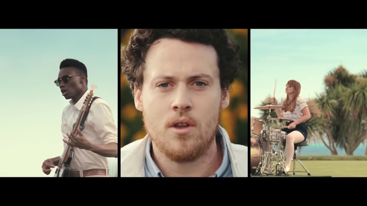 Metronomy - Bands Dessin&eacute;s (Joseph Mount drawn by 10-year-old Edgar)