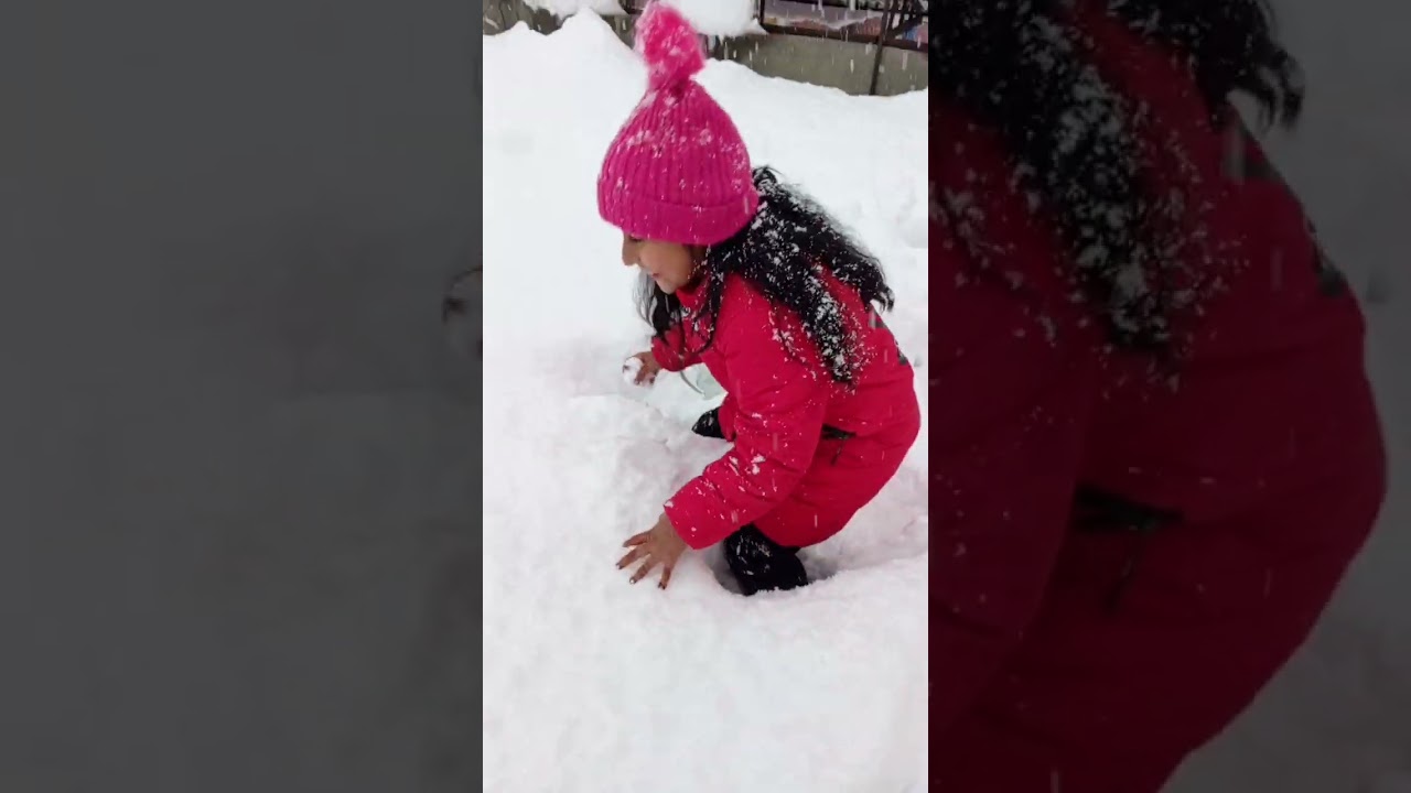 live snowfall in Sharda Kashmir