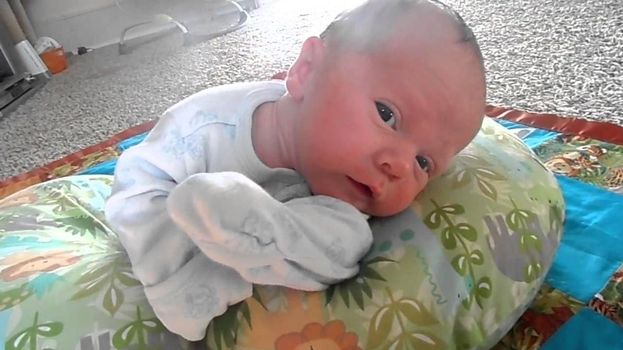 3 Week Old Jake - Tummy Time