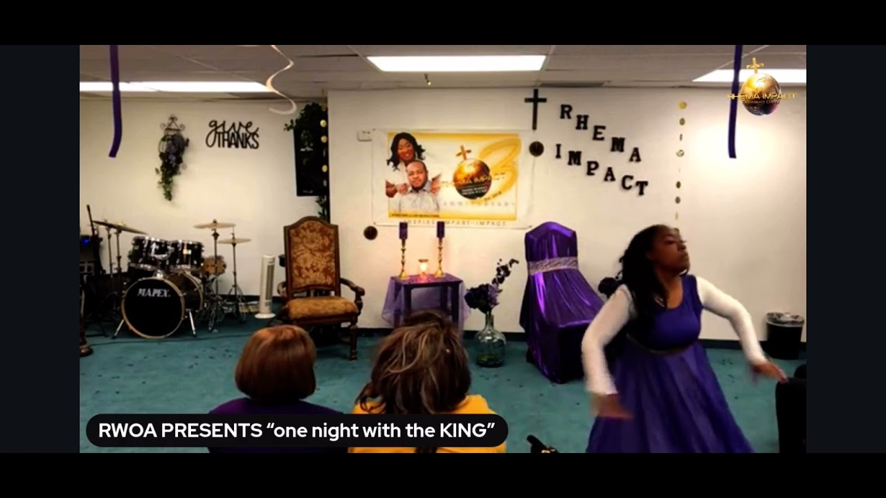 One night with the King 👑 by Juanita Bynum [praise dance]