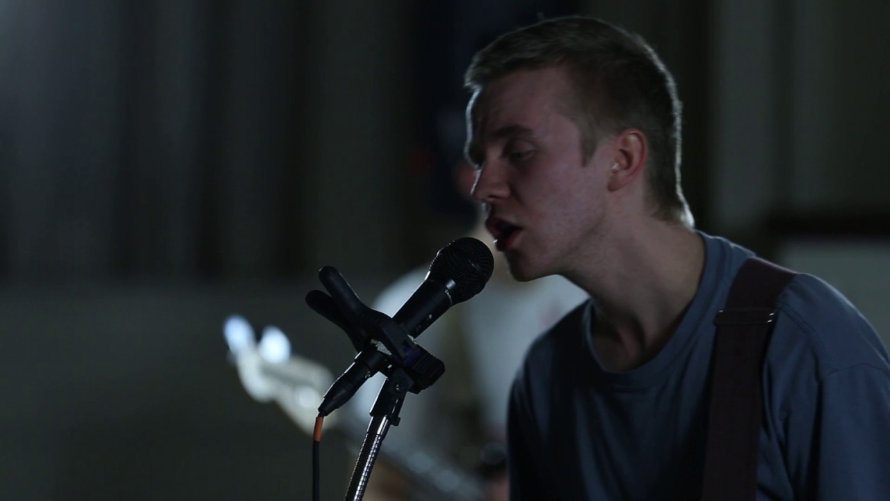 Pinegrove - "Waveform" - Live at Galbreath Chapel