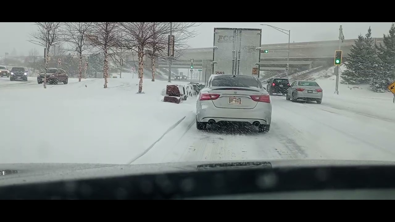 Taxi drive Northern valley to bridge street snow in 2010 Chevrolet Equinox Lt 