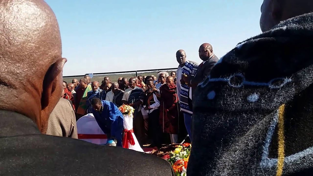 Port Elizabeth - Basotho Singing Mokorotlo at Funeral