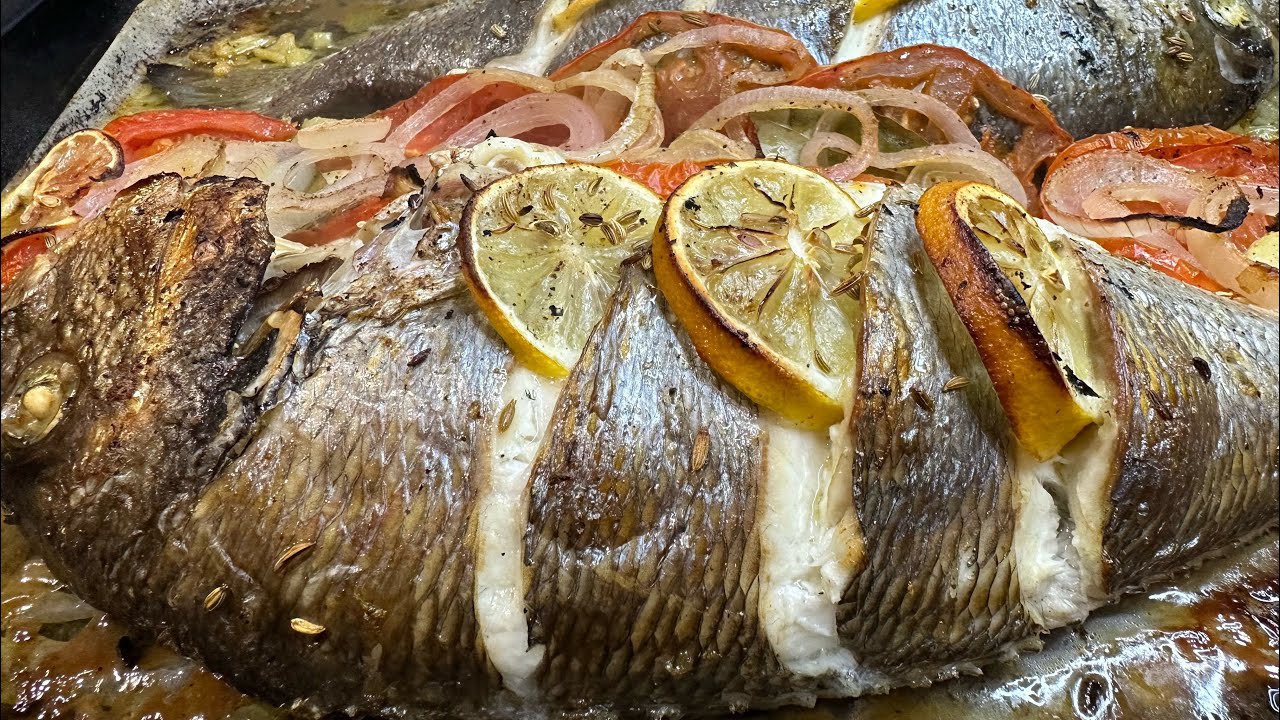طريقة المطاعم الكبرى في تحضير السمك في الفرن dorade royale aux four