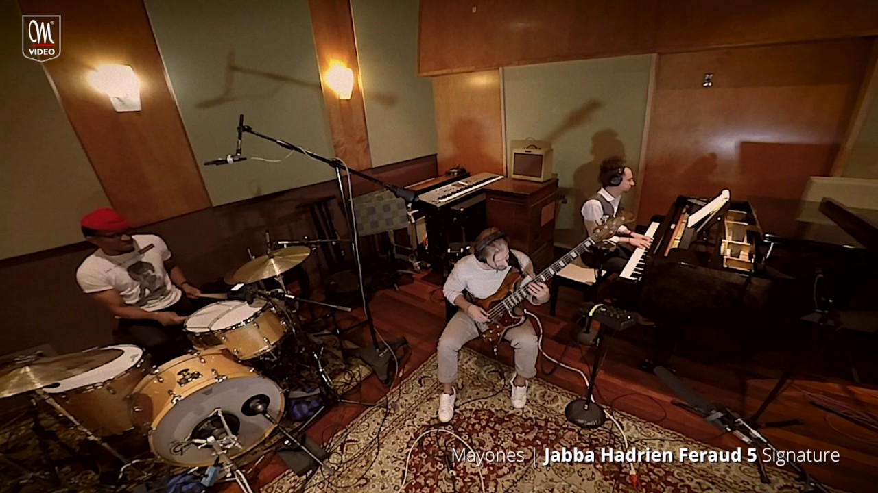 HADRIEN FERAUD plays his Mayones Jabba Signature Bass