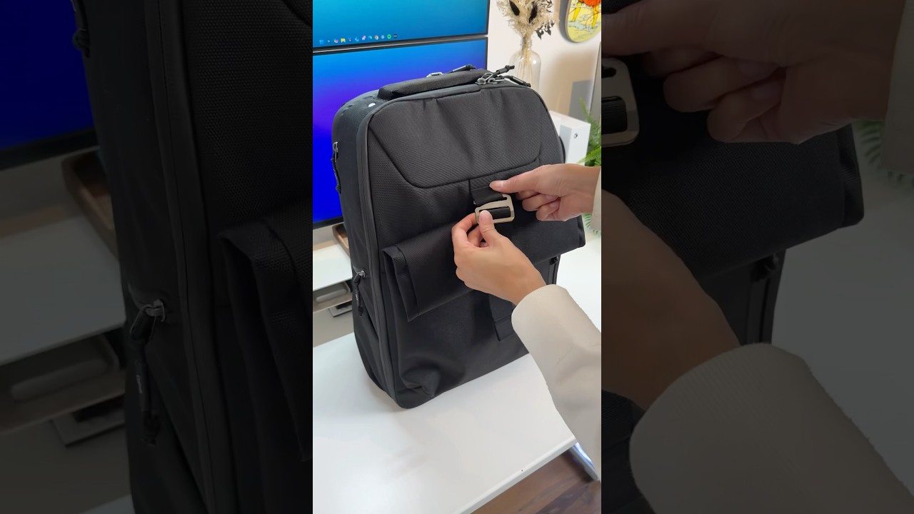 Unboxing the Big Design EDC 25L backpack 🎒#unboxing #edc #shorts