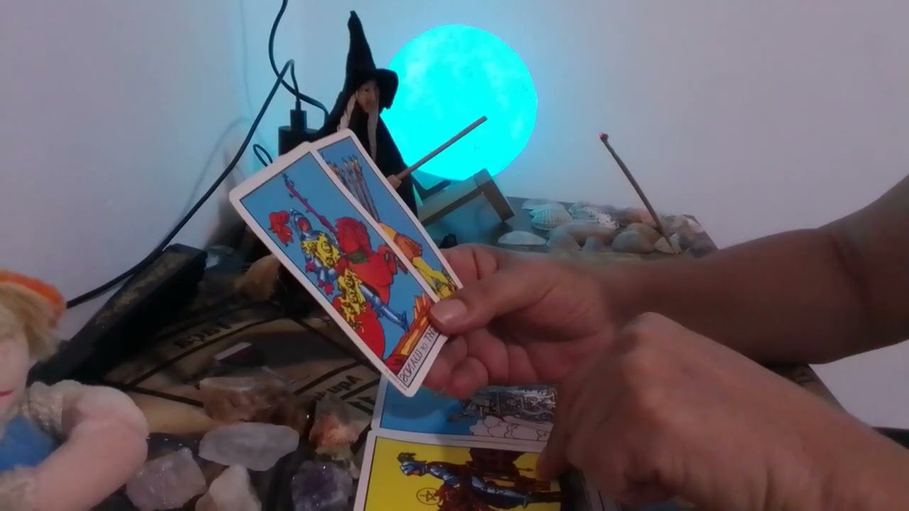 TOURO ♉ sabe aquela pessoa fria, durona e sem coração? pois é está sofrendo até às tampas por você.