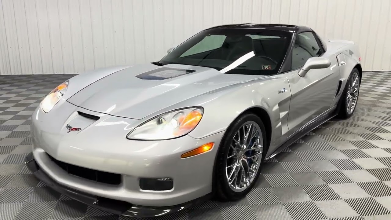 2009 Chevrolet Corvette ZR1 C4302 Cold Start and Walk Around