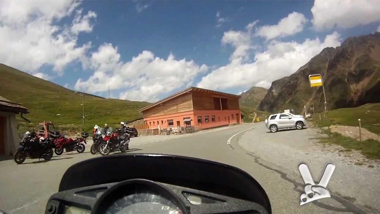 PASSO UMBRAIL IN MOTO DALLO STELVIO - EVITANDO IL PEDAGGIO.mpeg