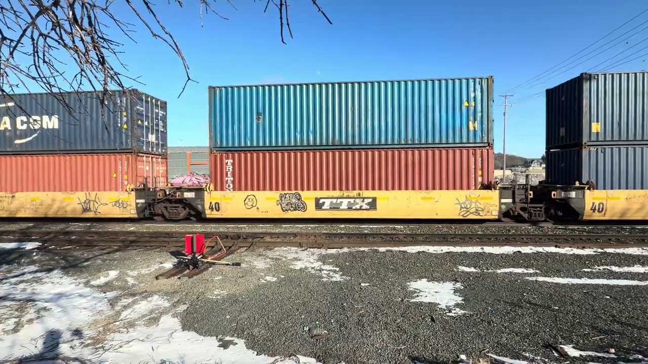 What a great week of Railfanning St. Paul mn. Lots and lots of great action and more. 