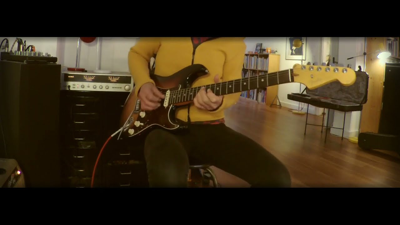 2020 Fender American Ultra Stratocaster HSS, sunburst, modded with Lollar ST Special Blonde Set