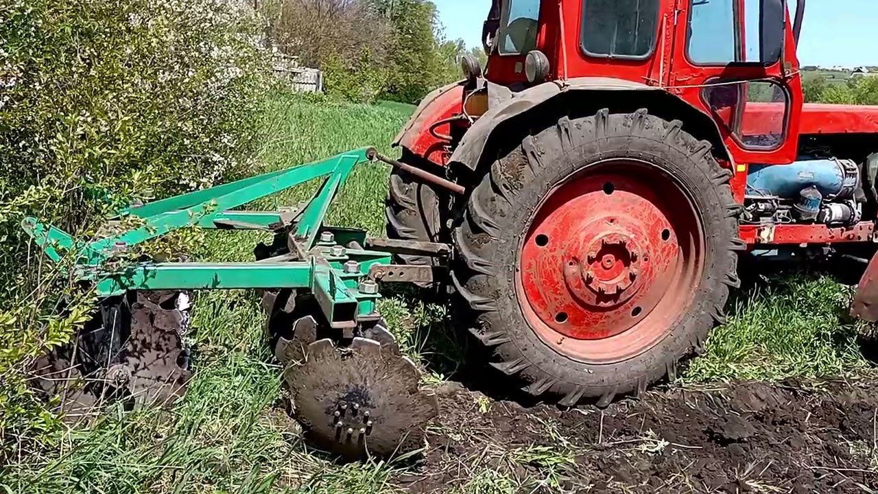 Трактор Т-40АМ + АГ-2,4-20 дисковая борона навесная