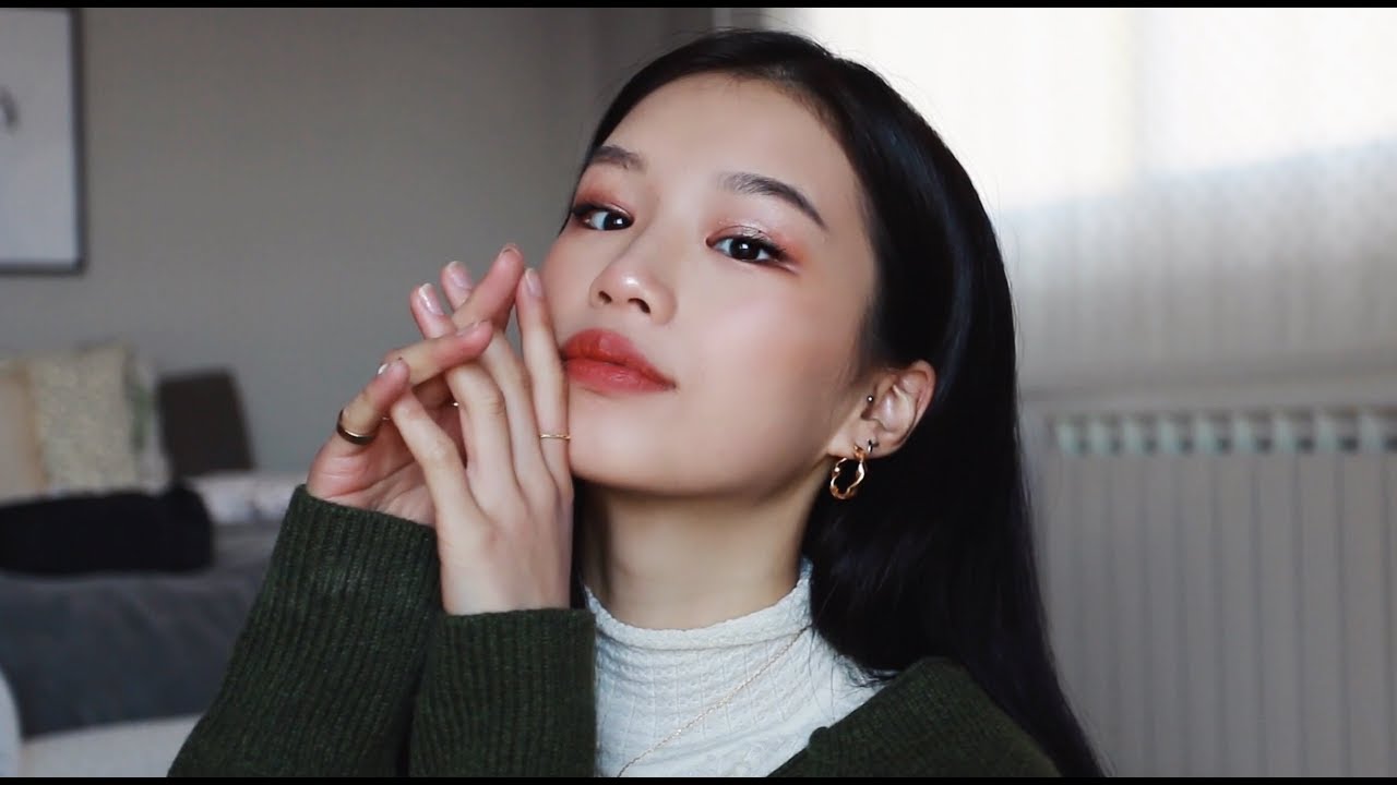 WARM & COZY MAKEUP