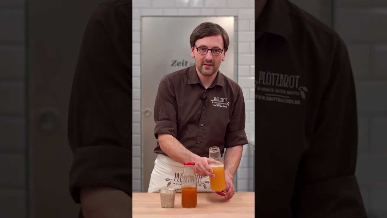 Ein aktives Hefewasser zeigt deutliche Anzeichen einer erfolgreichen Fermentation. @p...