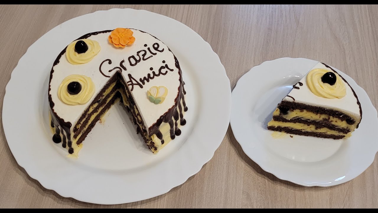 Torta con le amarene sciroppate. Deliziosa e squisita .