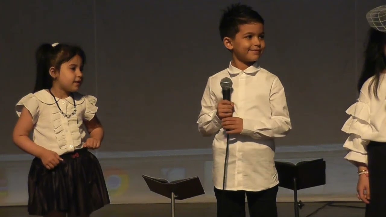 🎤🌟أجمل كلمات ترحيبية (العربية و الإنجليزية) بصوت أطفال الروضة – براءة تدخل القلوب