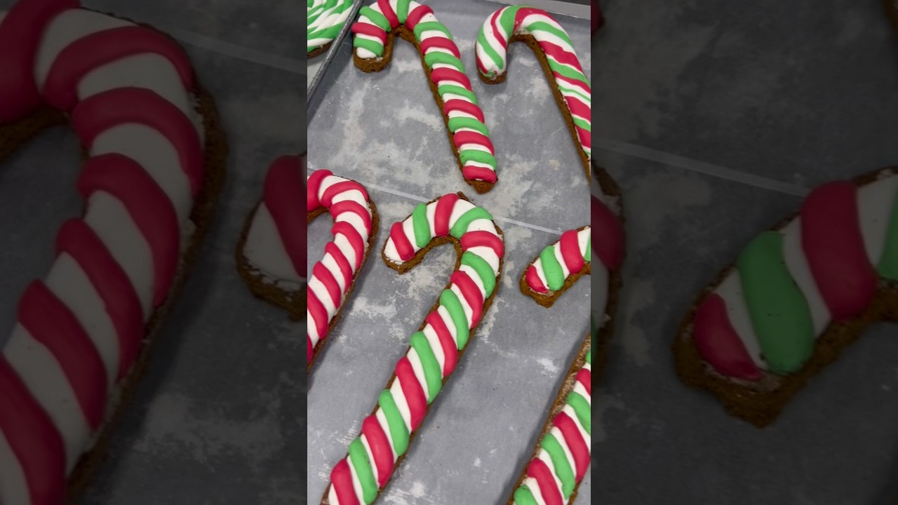 Fondant Candy Cane 🍭 